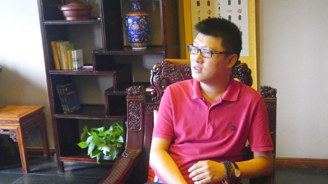 袁騰飛：我只是一個(gè)講歷史的&ldquo;說書人&rdquo;