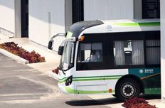 青島運營中的電動公交車