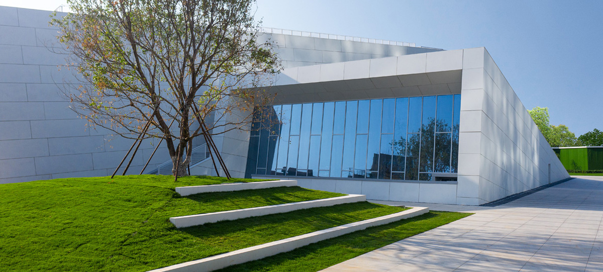 CBD將老的建筑利用，新的建筑營造并存，增加城市活力