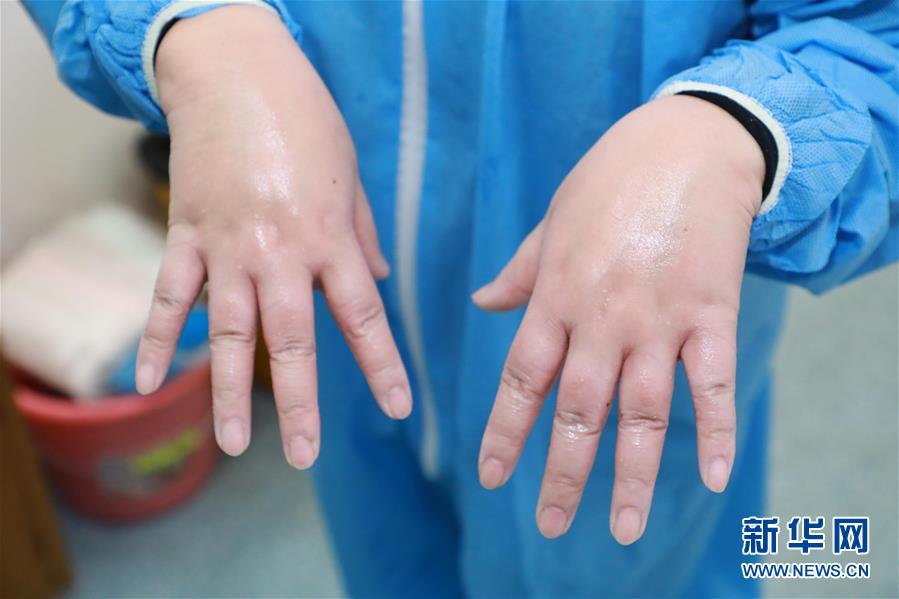 （新華全媒頭條&middot;圖文互動(dòng)）（10）戰(zhàn)武漢&mdash;&mdash;解放軍支援湖北抗擊疫情直擊