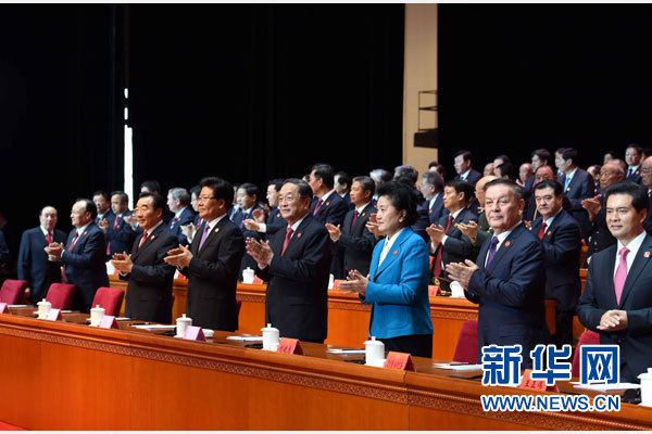 10月1日，慶祝中華人民共和國(guó)成立66周年暨新疆維吾爾自治區(qū)成立60周年大會(huì)在新疆人民會(huì)堂隆重舉行。 新華社記者 饒愛民 攝 