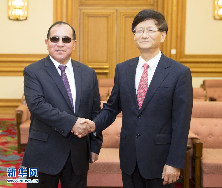 9月5日，中共中央政治局委員、中央政法委書記孟建柱在北京會(huì)見秘魯最高法院院長維克托&middot;盧卡斯&middot;蒂科納。 新華社記者 黃敬文 攝 