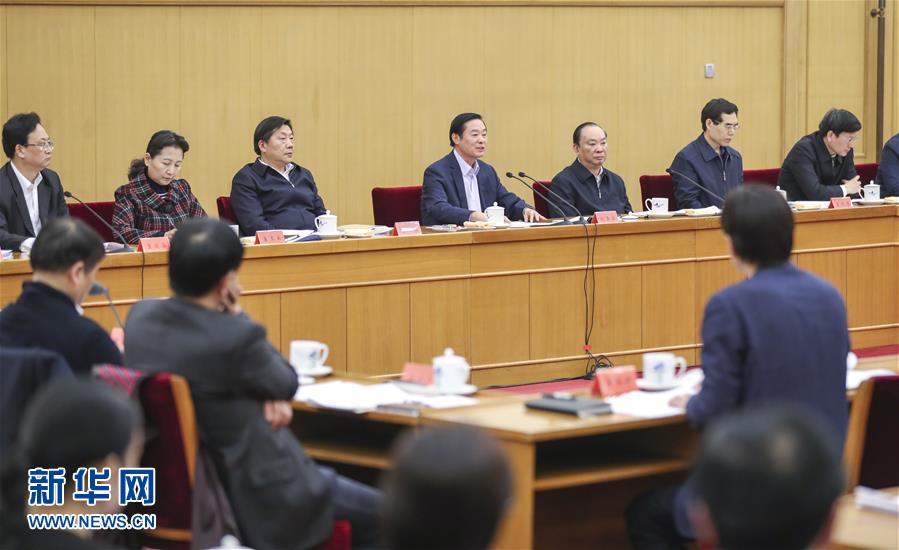 3月17日，中共中央政治局委員、中央書記處書記、中宣部部長劉奇葆在北京出席中華優(yōu)秀傳統(tǒng)文化傳承發(fā)展工作座談會。 新華社記者丁林?jǐn)z