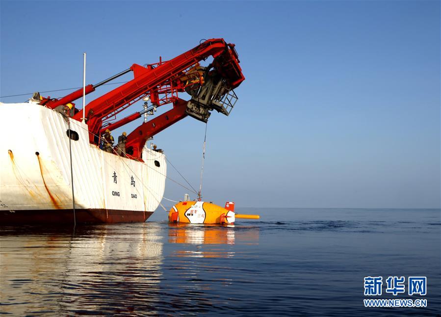 （潛龍?zhí)侥虾?middot;圖文互動(dòng)）（3）&ldquo;潛龍三號(hào)&rdquo;海試通過現(xiàn)場(chǎng)驗(yàn)收 開始試驗(yàn)性應(yīng)用第一潛