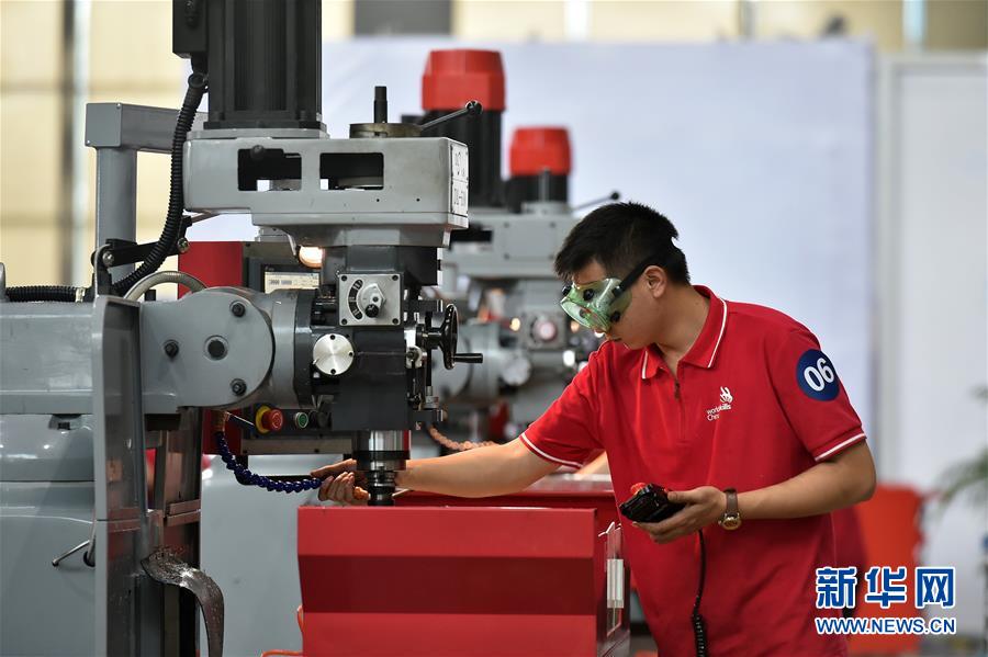 （新華全媒頭條&middot;圖文互動）（4）上下合力，聚力破障，開辟&ldquo;大國工匠&rdquo;建設新格局