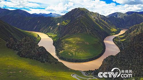 萬里長江第一灣就在這支管護隊的巡護區(qū)內(nèi)。