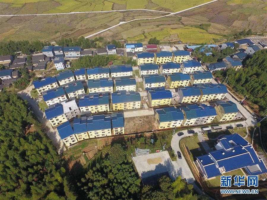 （在習(xí)近平新時(shí)代中國特色社會(huì)主義思想指引下&middot;慶祝改革開放40周年&middot;綠色發(fā)展）（新華全媒頭條&middot;圖文互動(dòng)）（3）綠色發(fā)展：書寫在中國大地上的美麗畫卷