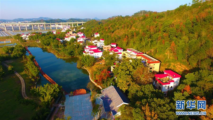 （兩會(huì)前夕看落實(shí)&middot;圖文互動(dòng)）（9）奮力脫貧攻堅(jiān) 生態(tài)追&ldquo;清&rdquo;逐&ldquo;綠&rdquo;&mdash;&mdash;江西落實(shí)習(xí)近平總書記全國兩會(huì)重要講話精神紀(jì)實(shí)