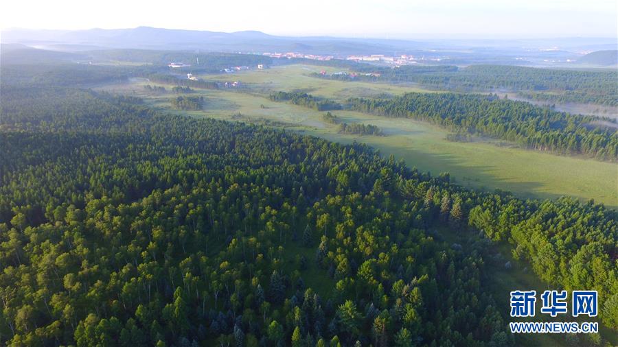 （新華全媒頭條&middot;圖文互動）（12）不忘初心使命 永立時(shí)代潮頭&mdash;&mdash;寫在中國共產(chǎn)黨成立98周年之際
