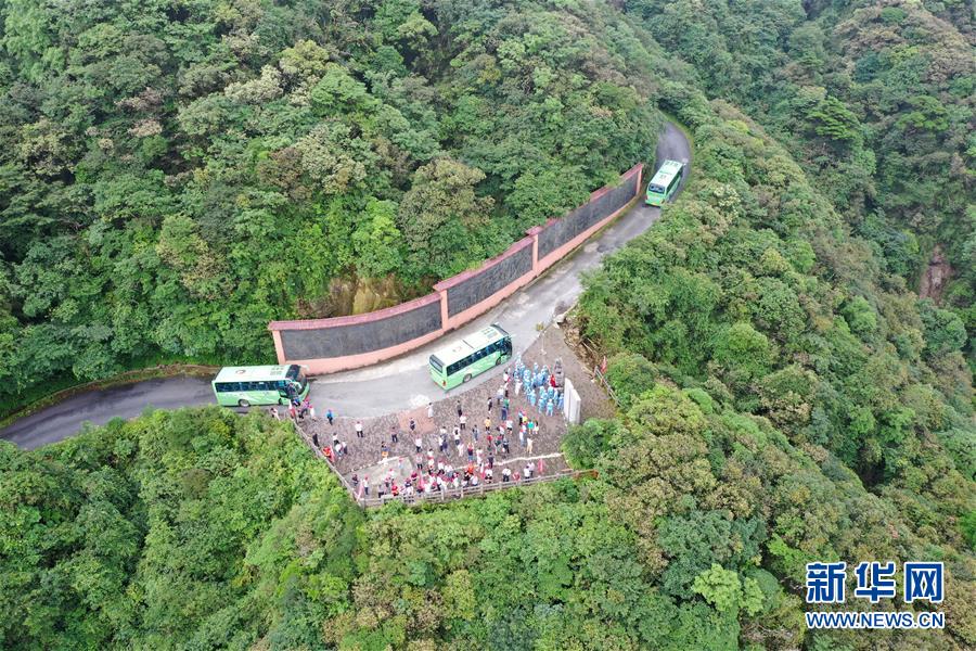 （壯麗70年&middot;奮斗新時(shí)代&mdash;&mdash;記者再走長(zhǎng)征路&middot;圖文互動(dòng)）（2）沒有紅軍逾越不了的山河