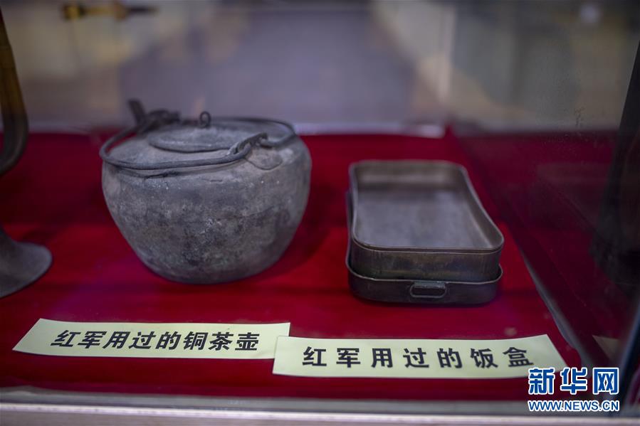 （壯麗70年&middot;奮斗新時代&mdash;&mdash;記者再走長征路&middot;圖文互動）（2）赤子心紅色情&mdash;&mdash;潘庭宏的紅色收藏之路