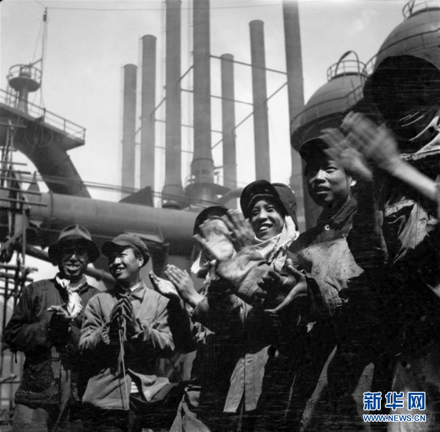 （新華全媒頭條&middot;圖文互動）（4）億萬人民的奮斗史詩&mdash;&mdash;獻(xiàn)給共和國70年光輝歷史的創(chuàng)造者