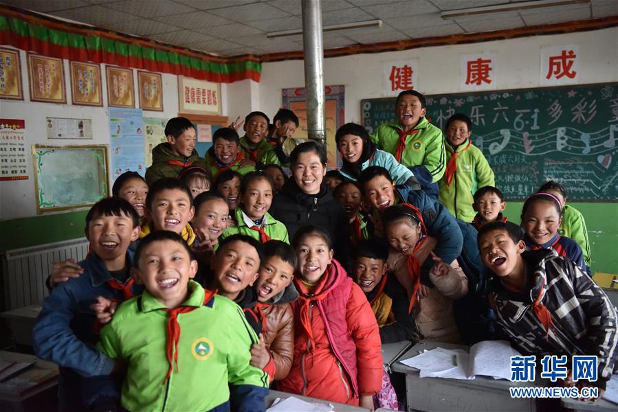 （不忘初心、牢記使命&middot;圖文互動）（3）青春之花綻放五千米云端&mdash;&mdash;記扎根海拔最高縣小學(xué)教師夫妻杜安東、曹曉花