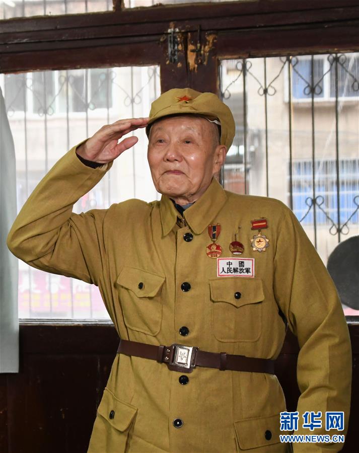 （壯麗70年&middot;奮斗新時(shí)代&mdash;&mdash;共和國榮光）（1）張富清：緊跟黨走，做黨的好戰(zhàn)士