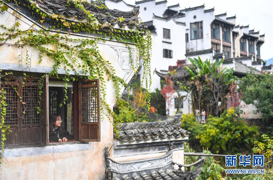 （圖文互動）（2）鄉(xiāng)村攝影師、鄉(xiāng)村&ldquo;模特&rdquo;、民宿店主&mdash;&mdash;鄉(xiāng)村旅游推動婺源農(nóng)民生活方式發(fā)生新變化