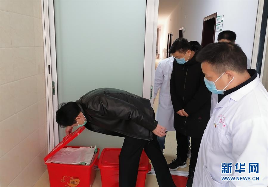 （聚焦疫情防控&middot;圖文互動(dòng)）（1）戰(zhàn)&ldquo;疫&rdquo;局長(zhǎng)倒下前的最后一班崗