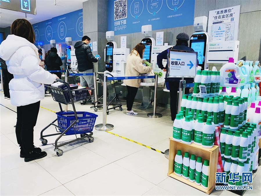 （圖文互動）（2）吃粉擼串，商圈&ldquo;打卡&rdquo;，動車出廠&mdash;&mdash;湖南&ldquo;標簽&rdquo;復蘇記