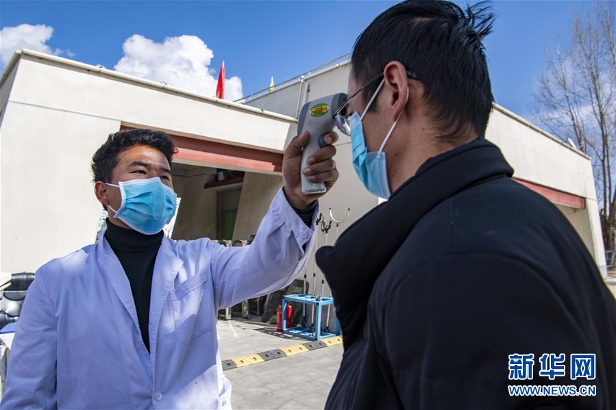 （新華全媒頭條&middot;圖文互動）（8）血脈同心 共盼春來&mdash;&mdash;疫情阻擊戰(zhàn)中的雪域故事