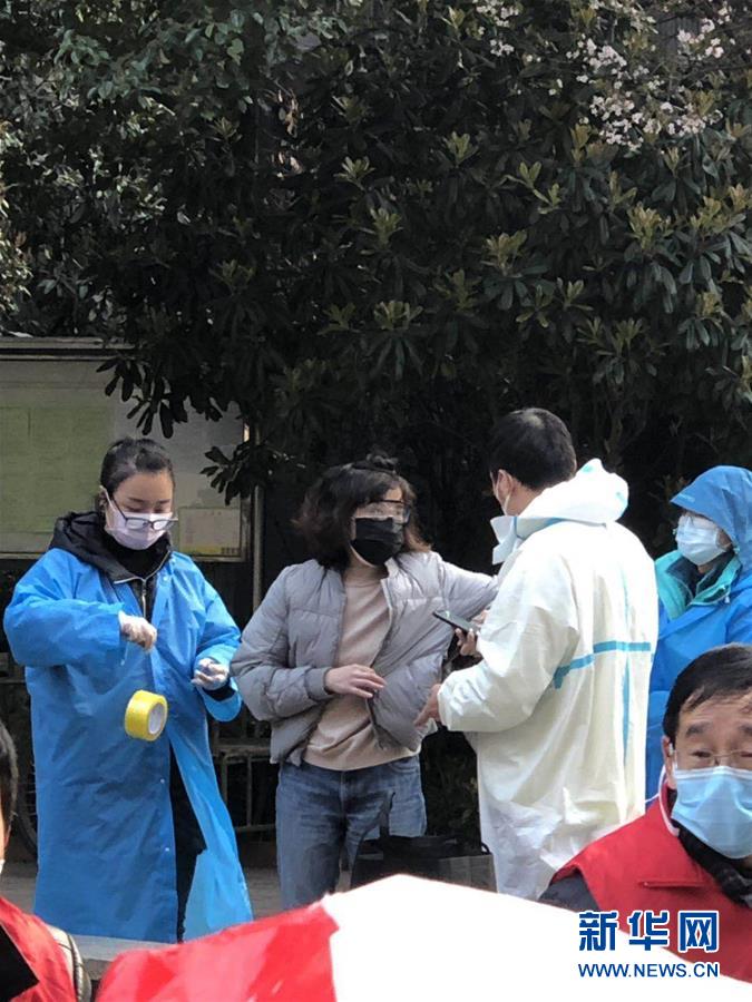 （新華全媒頭條&middot;圖文互動(dòng)）（7）武漢24小時(shí)