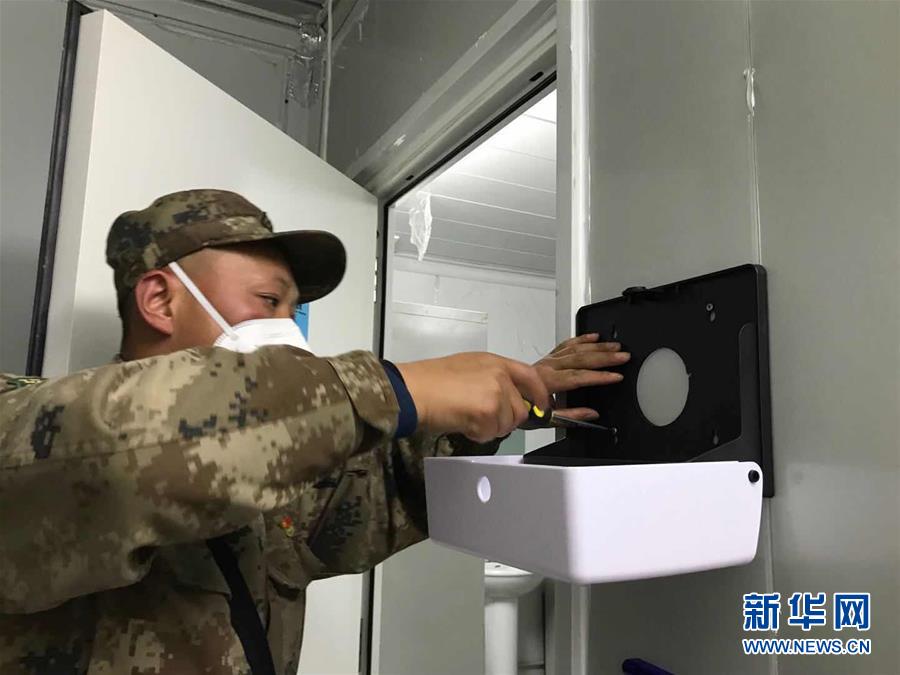 （新華全媒頭條&middot;圖文互動(dòng)）（10）武漢24小時(shí)