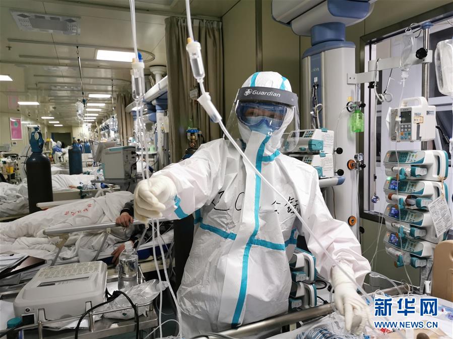 （一線抗疫群英譜&middot;圖文互動）（3）生命之光，溫暖&ldquo;無面之交&rdquo;&mdash;&mdash;記抗疫一線重癥監(jiān)護(hù)室90后護(hù)士金鈺 