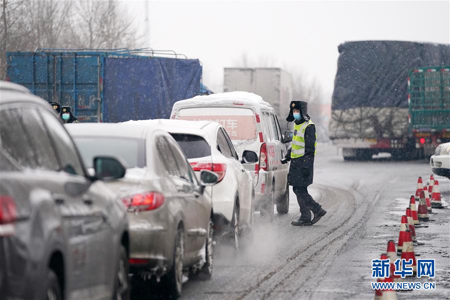 (新華全媒頭條·圖文互動(dòng))(1)暢通復(fù)工復(fù)產(chǎn)“生命線”——全國恢復(fù)正常交通運(yùn)輸秩序