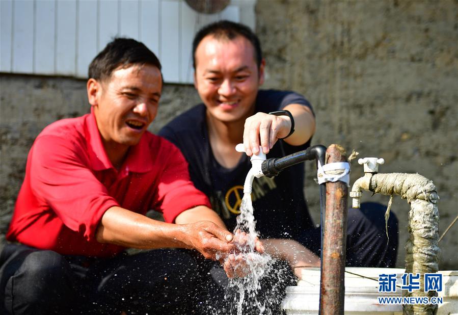 （新華全媒頭條&middot;圖文互動）（1）奔向新的幸福&mdash;&mdash;陜西貧困縣全部摘帽的N個(gè)截面