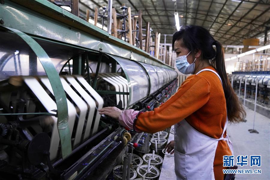 （決戰(zhàn)決勝脫貧攻堅(jiān)&middot;圖文互動(dòng)）（3）貧困戶的&ldquo;收入賬&rdquo;&mdash;&mdash;廣西極貧縣隆林各族自治縣見(jiàn)聞