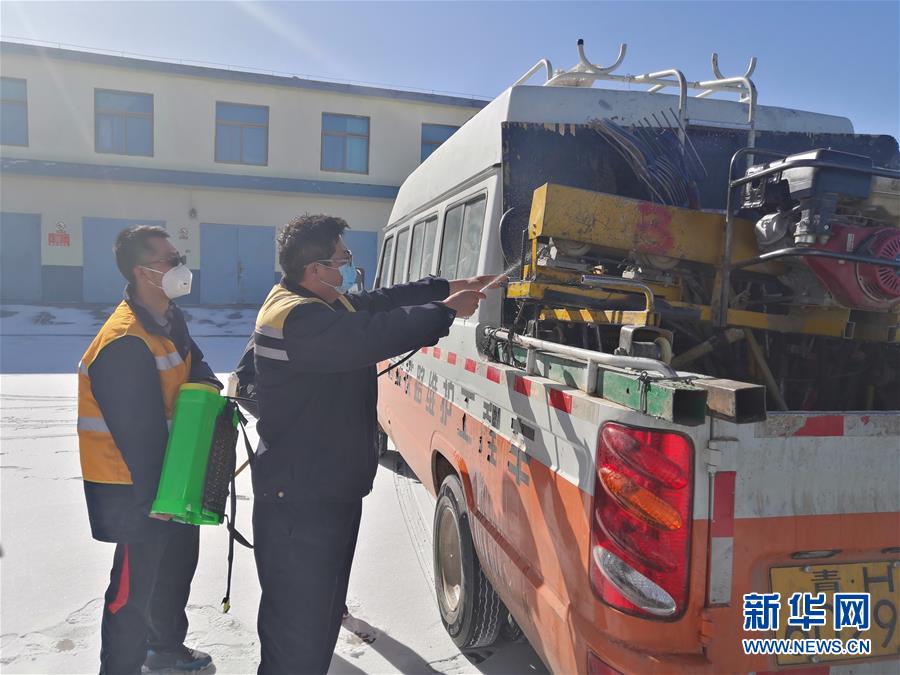 （新華全媒頭條&middot;圖文互動(dòng)）（14）用腳步和忠誠守護(hù)雪域天路&mdash;&mdash;記青藏鐵路望昆線路車間副主任于本蕃