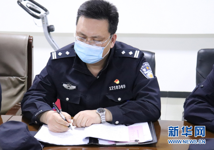 （熱點(diǎn)鮮報&middot;圖文互動）用生命把疫情擋在高墻之外&mdash;&mdash;追記天津監(jiān)獄警察張治國