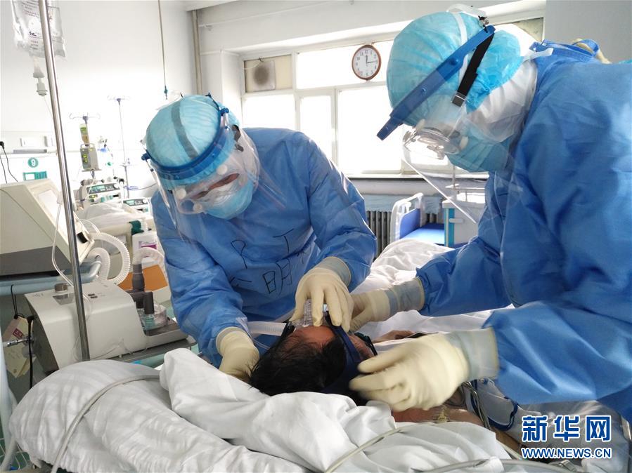 （在習(xí)近平新時(shí)代中國特色社會主義思想指引下&mdash;&mdash;新時(shí)代新作為新篇章&middot;習(xí)近平總書記關(guān)切事&middot;圖文互動(dòng)）祛疫未竟 征衣不解&mdash;&mdash;綏芬河小城的抗疫故事