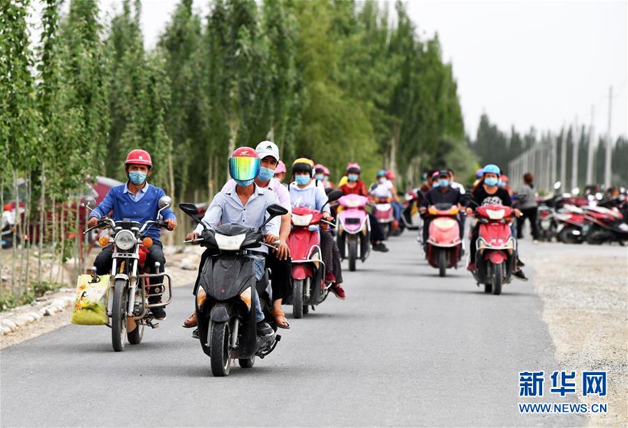 （決戰(zhàn)決勝脫貧攻堅&middot;聚焦三區(qū)三州&middot;圖文互動）（3）鄉(xiāng)村&ldquo;熱點(diǎn)&rdquo;在轉(zhuǎn)移