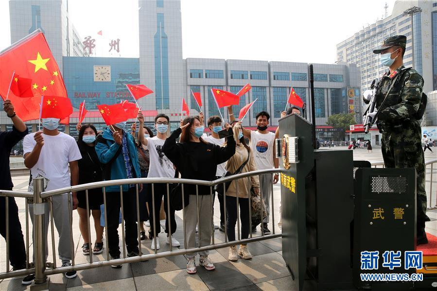 （圖文互動）（4）武警官兵&ldquo;雙節(jié)&rdquo;堅(jiān)守戰(zhàn)位保平安