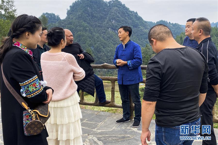 （在習(xí)近平新時(shí)代中國(guó)特色社會(huì)主義思想指引下&mdash;&mdash;新時(shí)代新作為新篇章&middot;習(xí)近平總書(shū)記關(guān)切事&middot;圖文互動(dòng)）（1）精準(zhǔn)扶貧7年，十八洞村&ldquo;長(zhǎng)&rdquo;出10余種新職業(yè)