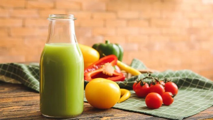 榨蔬菜汁喝，比吃蔬菜更健康更方便？