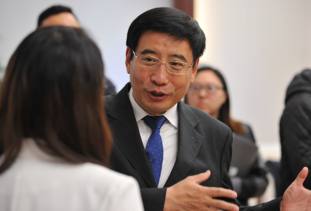 進一步打破電信、軍工領域民營企業(yè)準入障礙