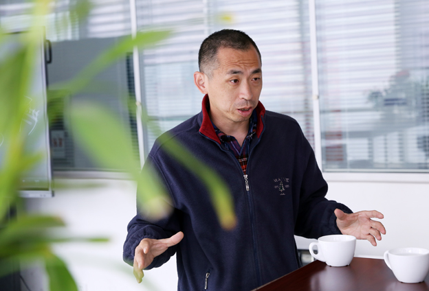 數(shù)據(jù)量大，涉及到全球八個(gè)不同地方的望遠(yuǎn)鏡