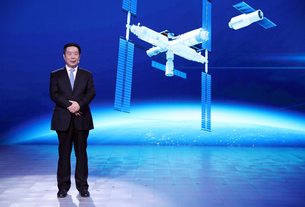 將要建造的空間站基本構(gòu)型有三個艙，構(gòu)成英文T字型