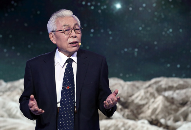 雖然已經(jīng)84歲了，但我還會(huì)加倍努力。