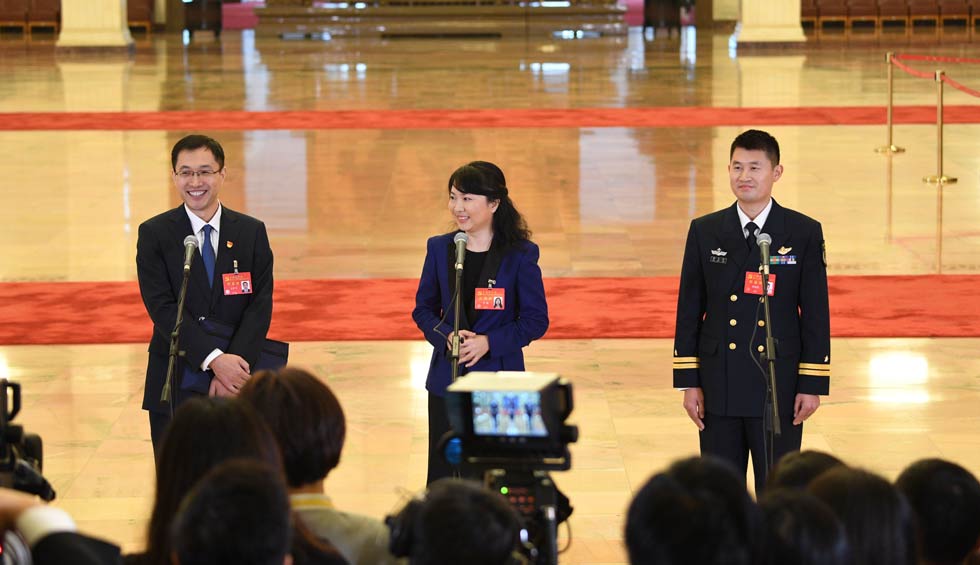 孟祥飛、李媛、曹先建接受采訪