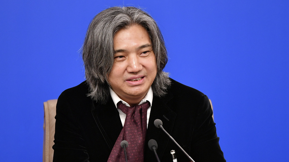 全國政協(xié)常委、文化文史和學(xué)習(xí)委員會委員，中國美術(shù)館館長，中國美術(shù)家協(xié)會副主席 吳為山