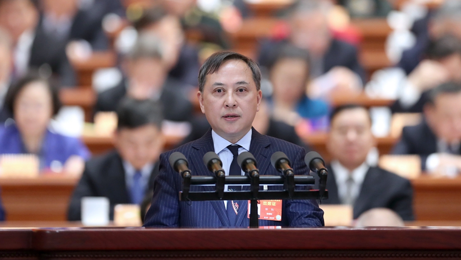 重慶醫(yī)科大學附屬第二醫(yī)院院長，重慶黨外知識分子聯(lián)誼會副會長 任紅