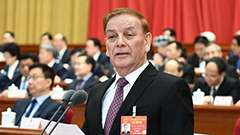 艾力更&middot;依明巴海