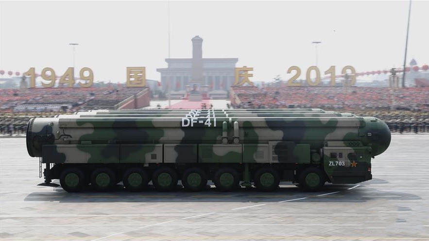 300秒回顧國慶70周年大閱兵！東風-41、殲-20震撼亮相