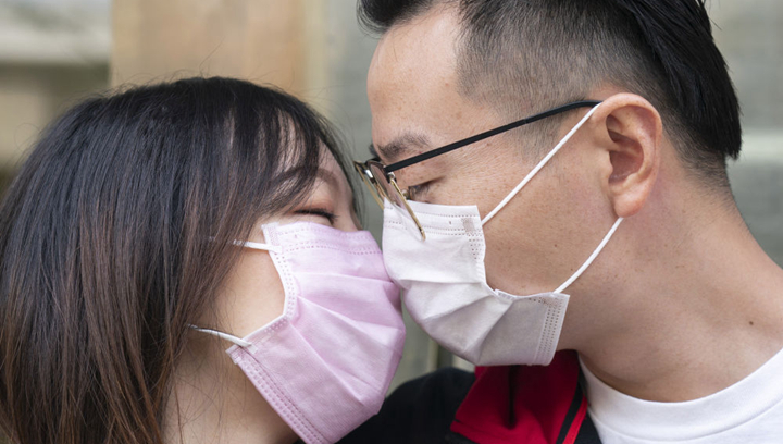 武漢新婚夫妻：經(jīng)此一疫，更懂家的分量