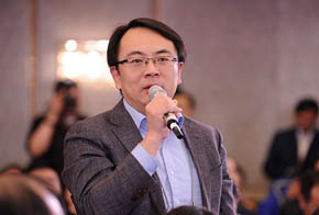 新華社、新華網(wǎng)記者提問