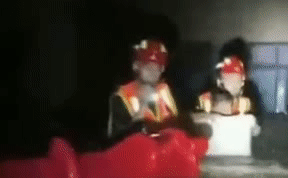 整理箱變小船 小朋友，消防員叔叔來(lái)了！