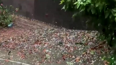 福建漳州：強對流天氣來襲 出現(xiàn)雷雨大風和冰雹