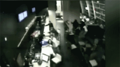 災(zāi)害來(lái)了怎么辦 監(jiān)測(cè)網(wǎng)絡(luò)&ldquo;號(hào)脈&rdquo;建筑設(shè)計(jì)減震