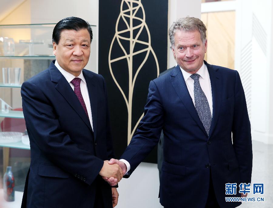 6月12日，中共中央政治局常委、中央書記處書記劉云山在赫爾辛基會(huì)見芬蘭總統(tǒng)尼尼斯特。 新華社記者姚大偉攝